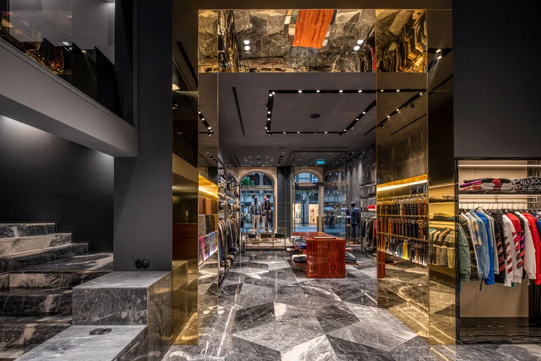 Jesus-Luxury-Store-2021-4